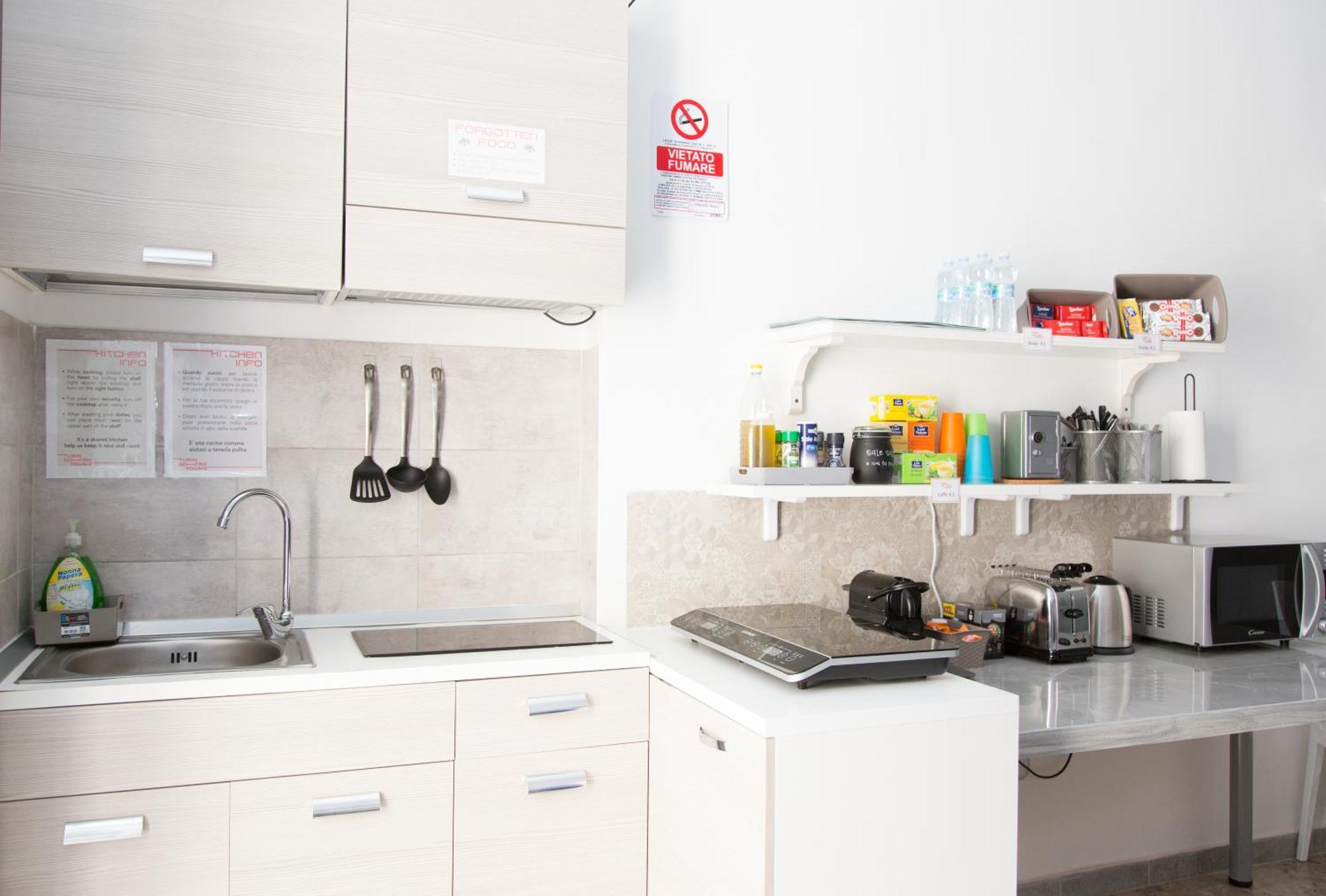 Guest House Turin Metro Young Екстериор снимка